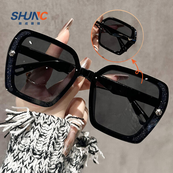 Large Frame UV400 Polarized Sunglass for You - Image 5