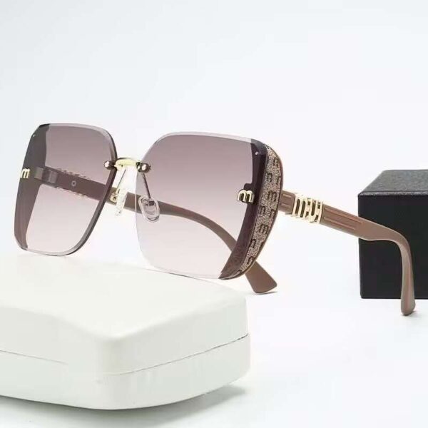 Elegant Spray Pattern Polarized Sunglasses for Light Luxury Lovers - Image 4