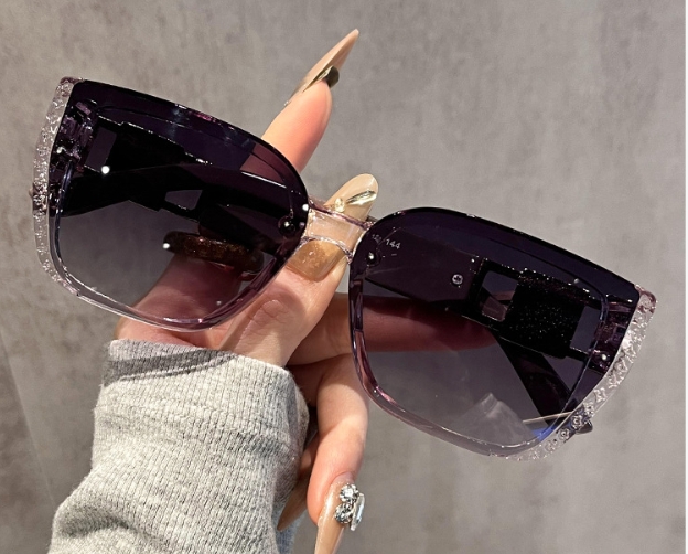 Versatile Square Sunglasses for Big Faces